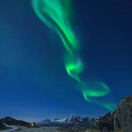 Chaleter Fishermans Dock Lofoten Ballstad