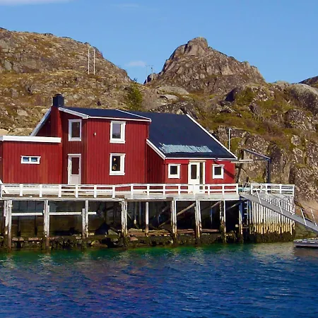 Fishermans Dock Lofoten Chaleter Ballstad
