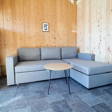 Chaleter Fishermans Dock Lofoten